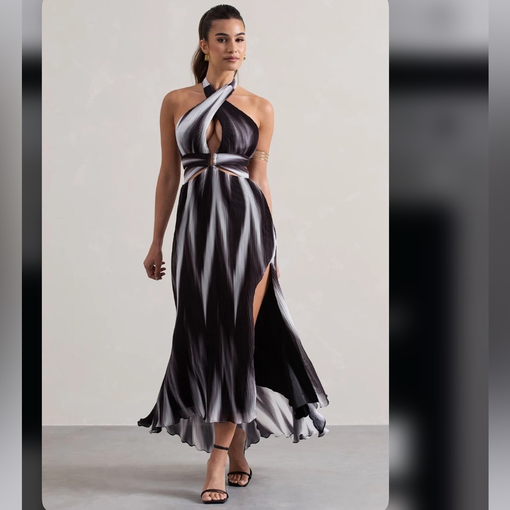 Club L London USHUAIA
BLACK WHITE PRINT HALTER-NECK CUT-OUT SPLIT MAXI DRESS